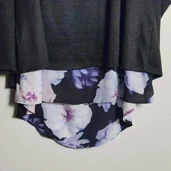 🚨 LAST CHANCE 🚨 ROZ & ALI Dressbarn Floral and Black Blouse Size 2X - Picture 2 of 16